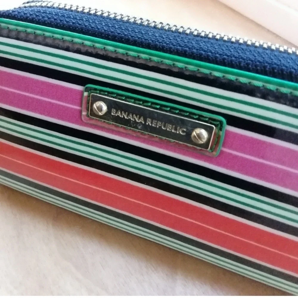 Banana Republic Multicolored Zip Wallet